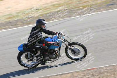 media/Feb-05-2023-Classic Track Day (Sun) [[c35aca4a42]]/Group 3/session 1 turn 9/